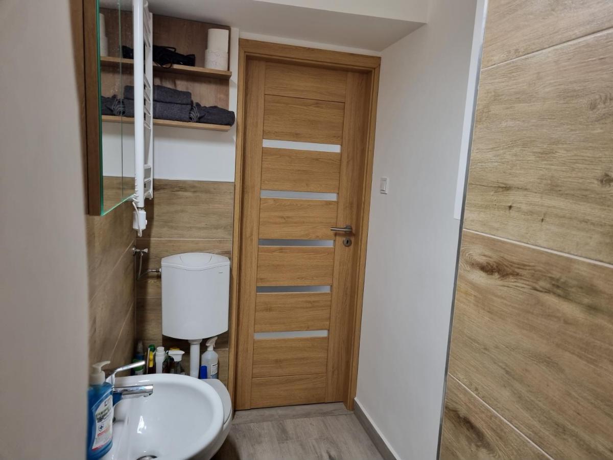 פץ' Downtown Studio Apartman מראה חיצוני תמונה